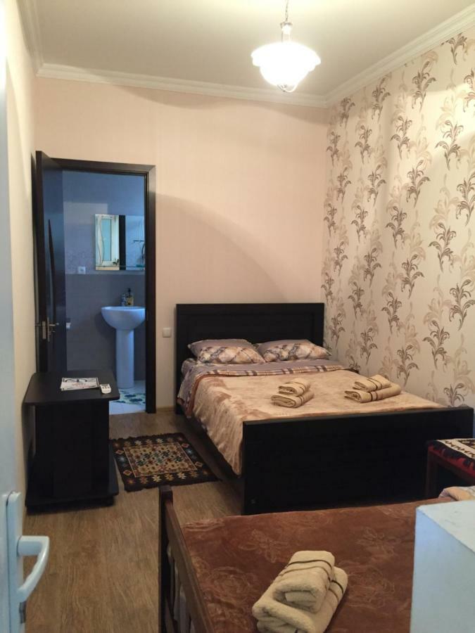 Guest House Loza Sighnaghi Eksteriør billede